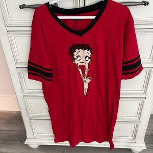Universal Studios Red Graphic Tee